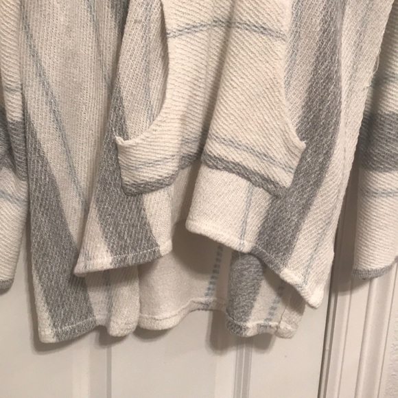 Ron Jon sweatshirt - Picture 3 of 4